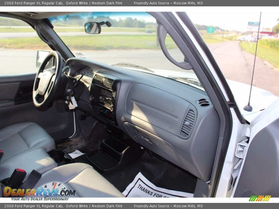 2009 Ford Ranger XL Regular Cab Oxford White / Medium Dark Flint Photo #7