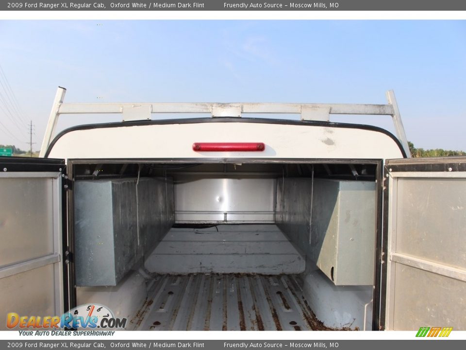 2009 Ford Ranger XL Regular Cab Oxford White / Medium Dark Flint Photo #12