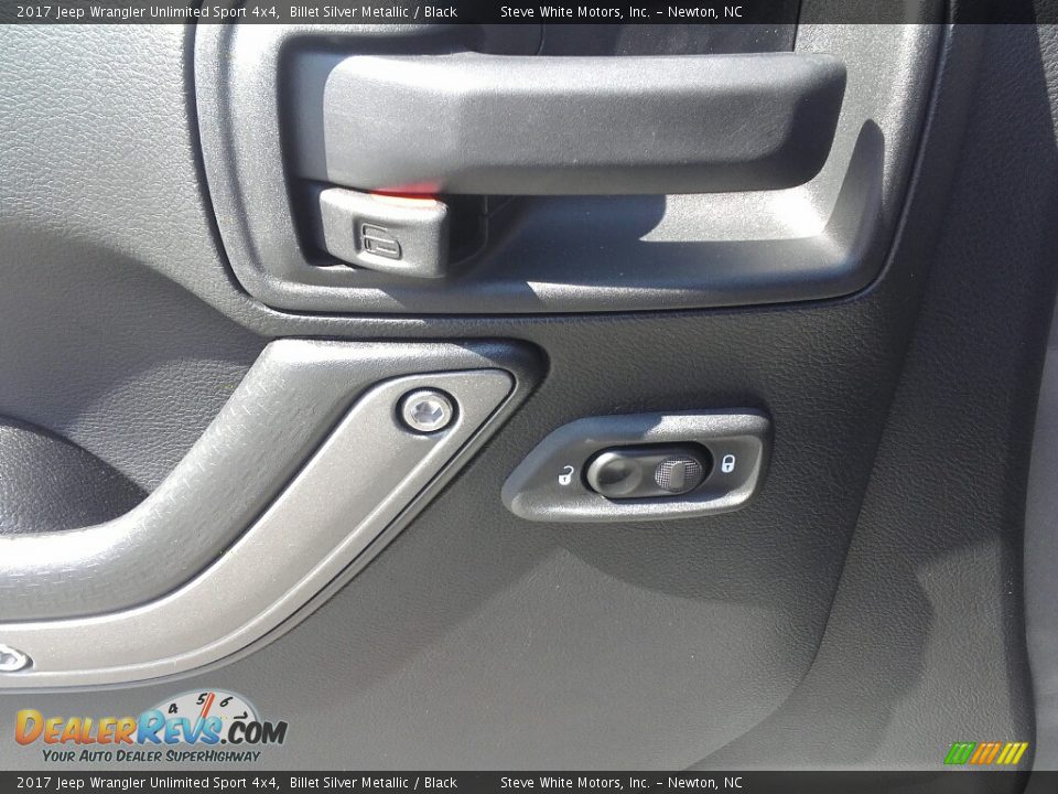 2017 Jeep Wrangler Unlimited Sport 4x4 Billet Silver Metallic / Black Photo #14