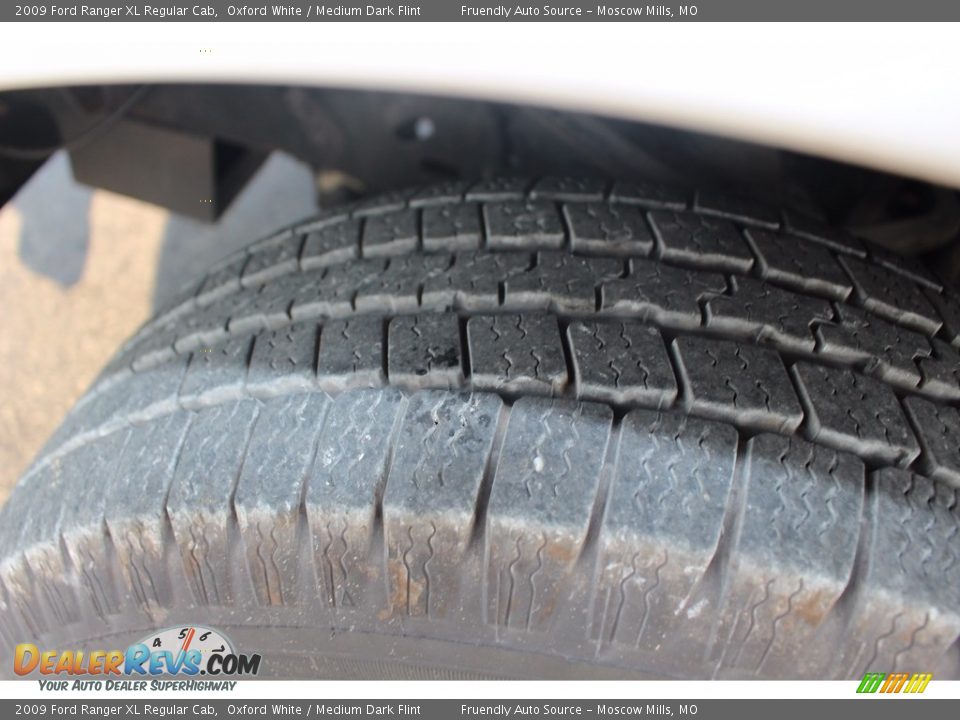 2009 Ford Ranger XL Regular Cab Oxford White / Medium Dark Flint Photo #19