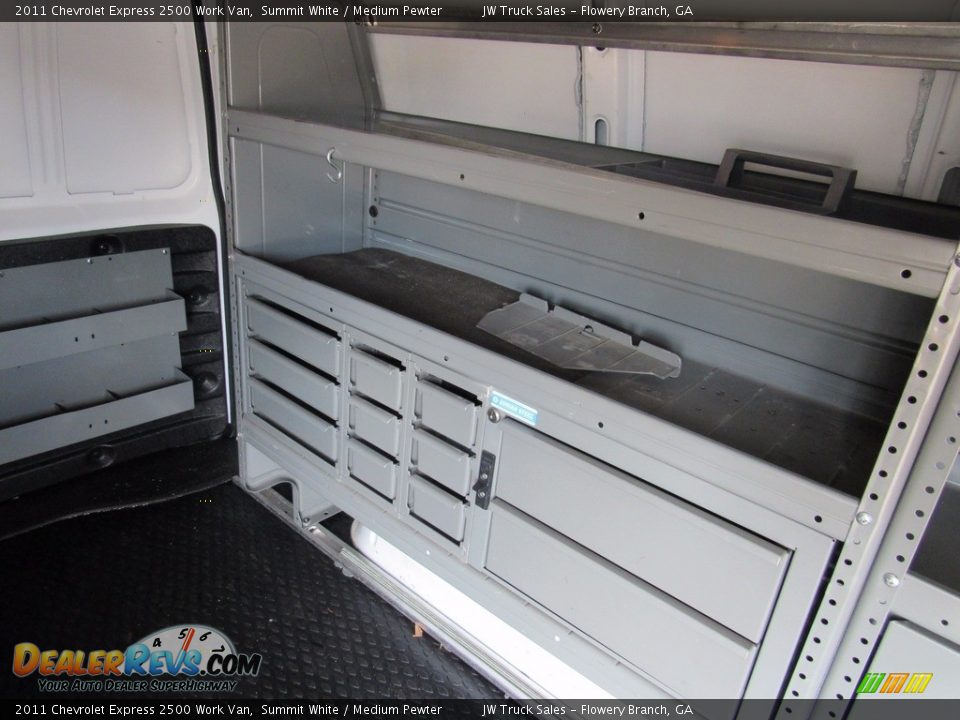 2011 Chevrolet Express 2500 Work Van Summit White / Medium Pewter Photo #28
