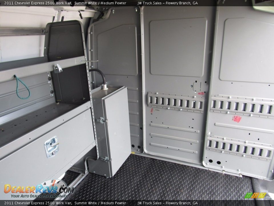 2011 Chevrolet Express 2500 Work Van Summit White / Medium Pewter Photo #29