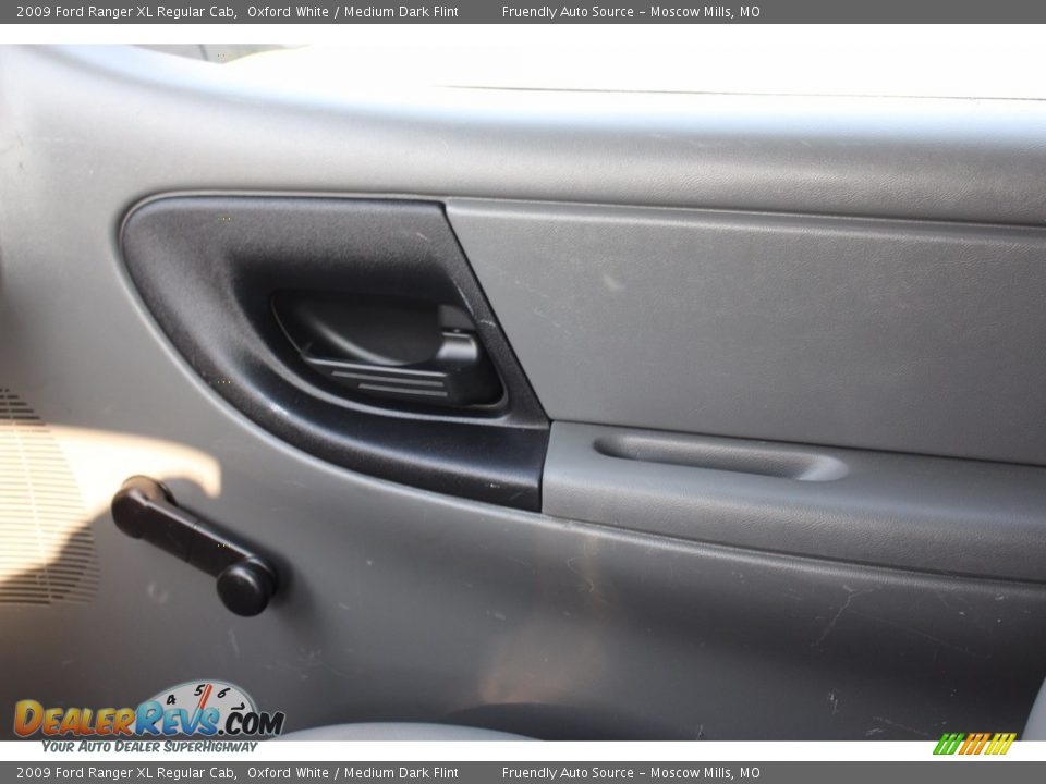 2009 Ford Ranger XL Regular Cab Oxford White / Medium Dark Flint Photo #23