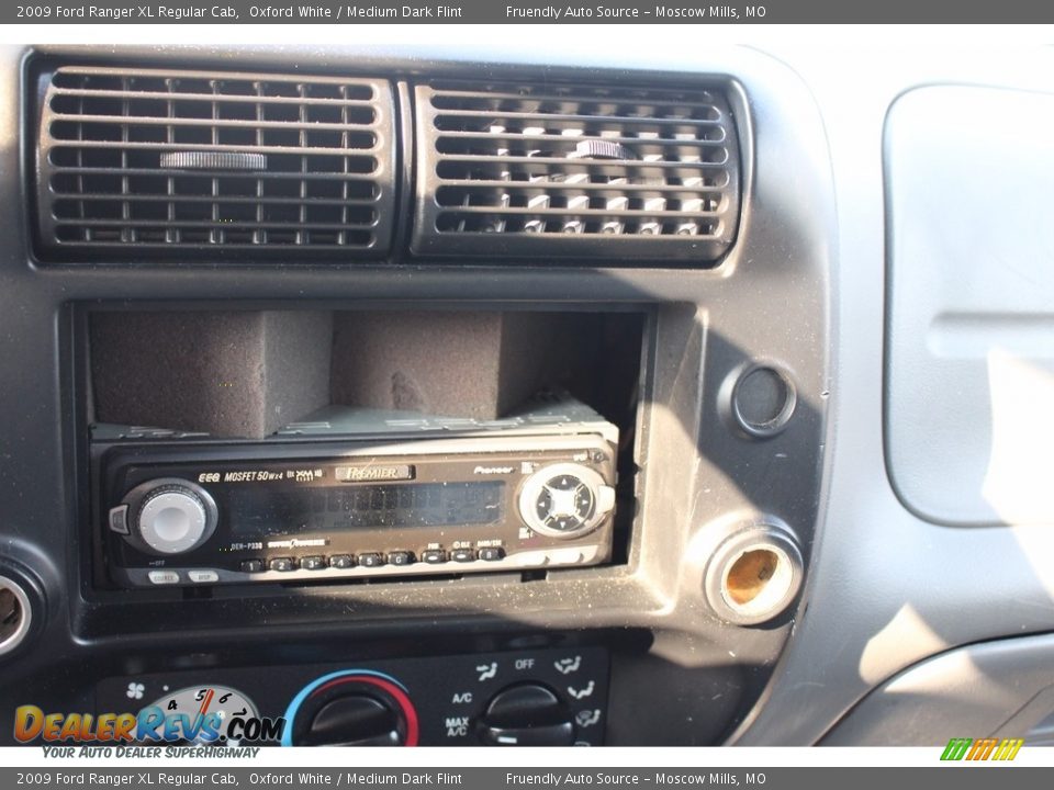 2009 Ford Ranger XL Regular Cab Oxford White / Medium Dark Flint Photo #25