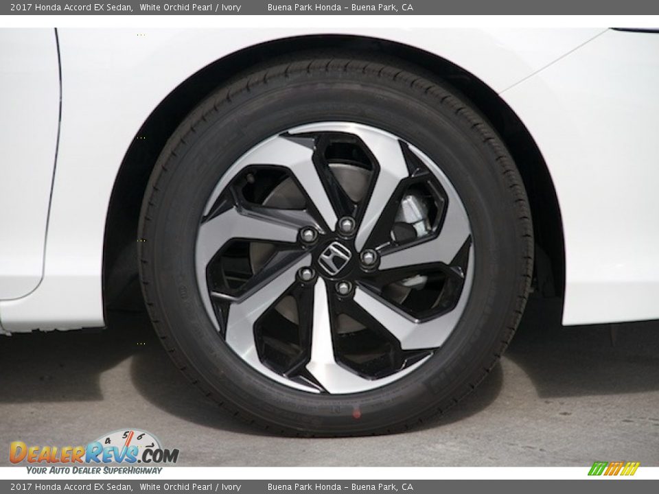 2017 Honda Accord EX Sedan White Orchid Pearl / Ivory Photo #5