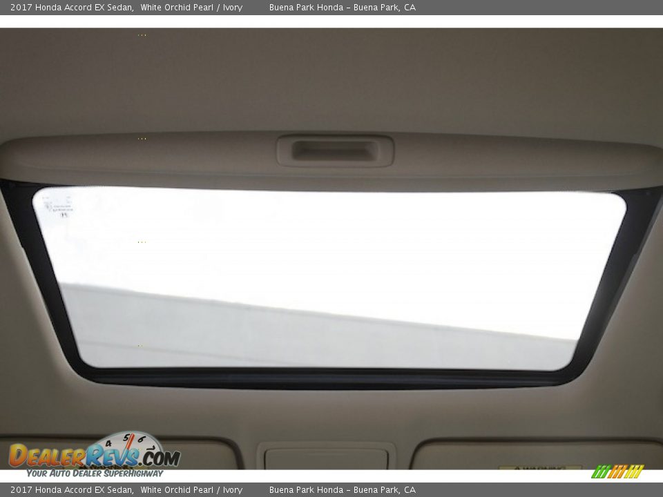 2017 Honda Accord EX Sedan White Orchid Pearl / Ivory Photo #14