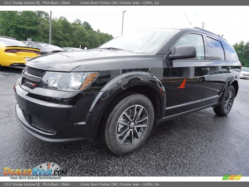 2017 Dodge Journey SE Pitch Black / Black Photo #3