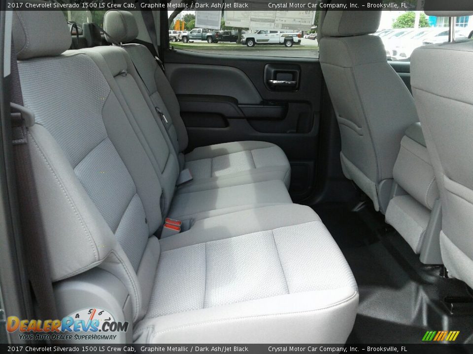 2017 Chevrolet Silverado 1500 LS Crew Cab Graphite Metallic / Dark Ash/Jet Black Photo #11