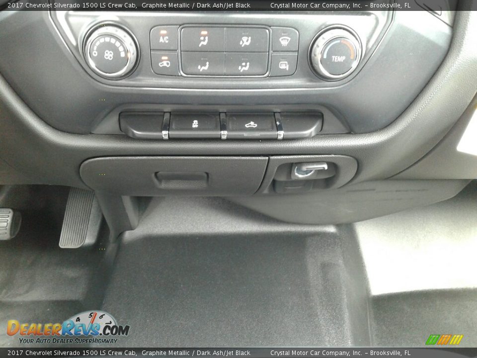 2017 Chevrolet Silverado 1500 LS Crew Cab Graphite Metallic / Dark Ash/Jet Black Photo #16