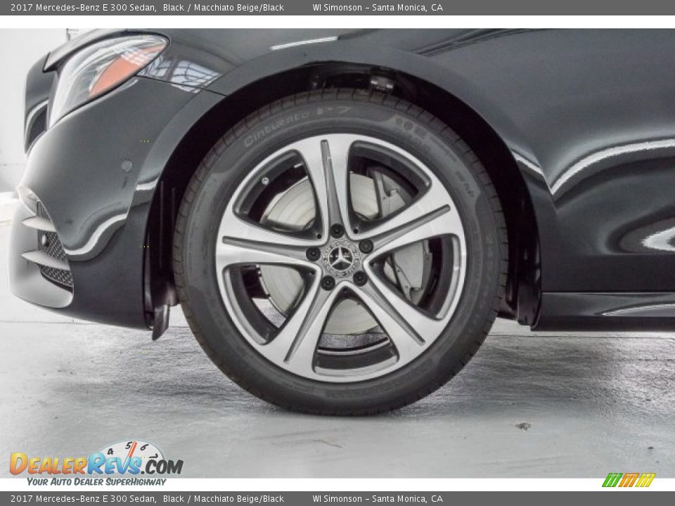 2017 Mercedes-Benz E 300 Sedan Black / Macchiato Beige/Black Photo #9