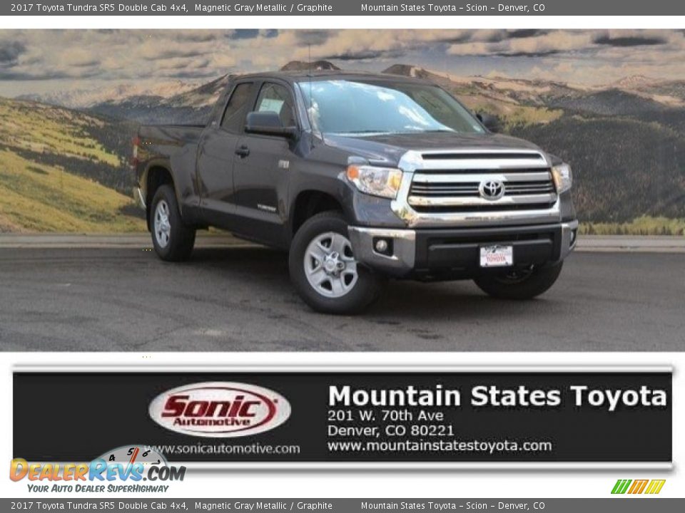 2017 Toyota Tundra SR5 Double Cab 4x4 Magnetic Gray Metallic / Graphite Photo #1