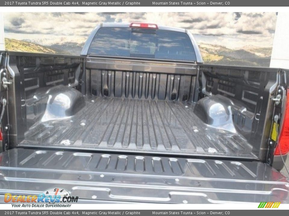2017 Toyota Tundra SR5 Double Cab 4x4 Magnetic Gray Metallic / Graphite Photo #8