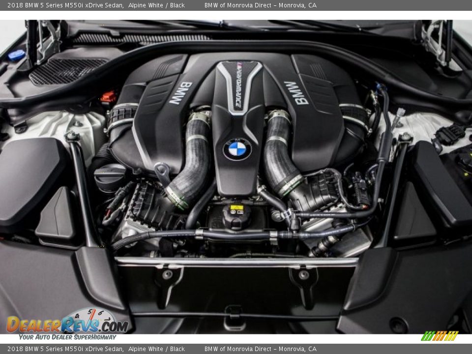 2018 BMW 5 Series M550i xDrive Sedan Alpine White / Black Photo #8