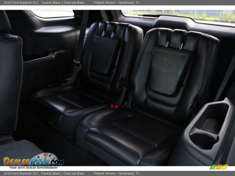 2014 Ford Explorer XLT Tuxedo Black / Charcoal Black Photo #28