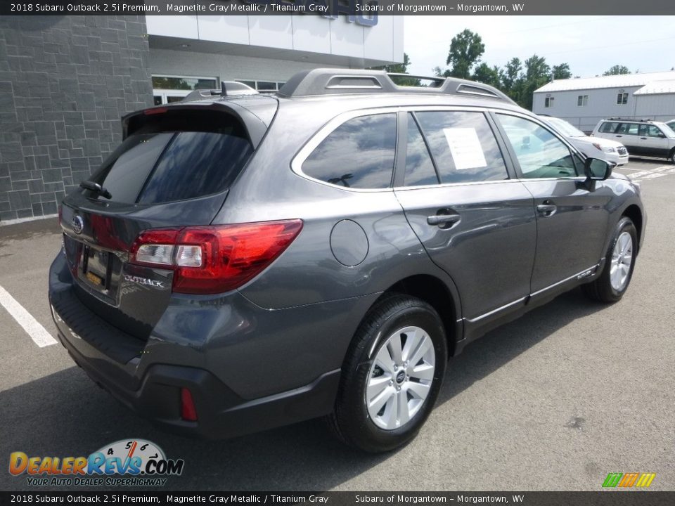 2018 Subaru Outback 2.5i Premium Magnetite Gray Metallic / Titanium Gray Photo #4