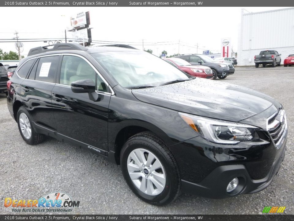 Front 3/4 View of 2018 Subaru Outback 2.5i Premium Photo #1