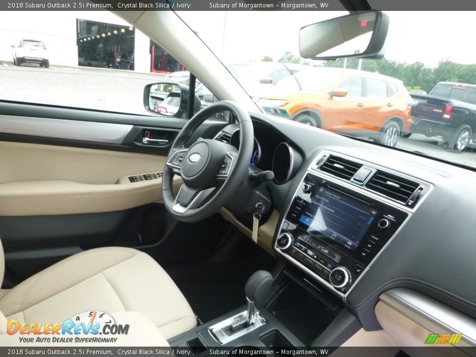 2018 Subaru Outback 2.5i Premium Crystal Black Silica / Ivory Photo #11