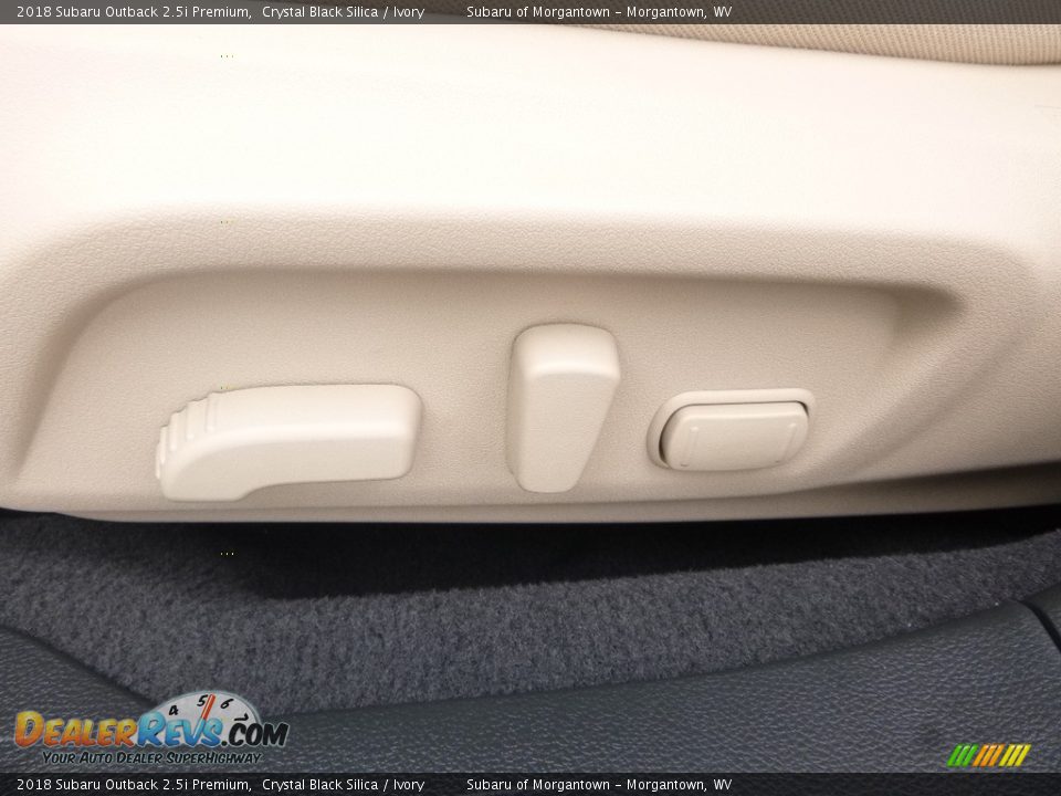 2018 Subaru Outback 2.5i Premium Crystal Black Silica / Ivory Photo #17