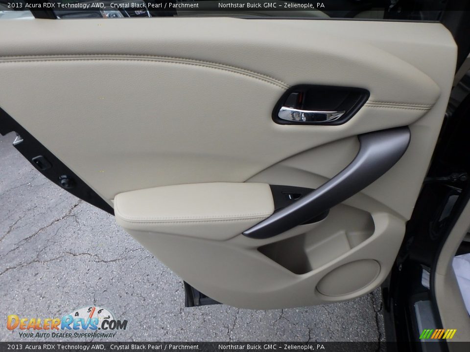 2013 Acura RDX Technology AWD Crystal Black Pearl / Parchment Photo #17