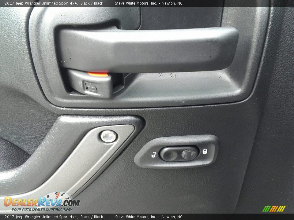 2017 Jeep Wrangler Unlimited Sport 4x4 Black / Black Photo #14