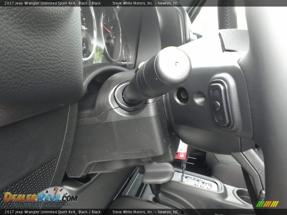 2017 Jeep Wrangler Unlimited Sport 4x4 Black / Black Photo #15