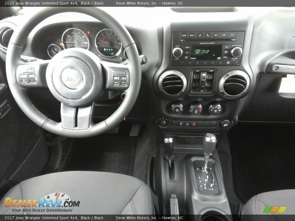 2017 Jeep Wrangler Unlimited Sport 4x4 Black / Black Photo #16