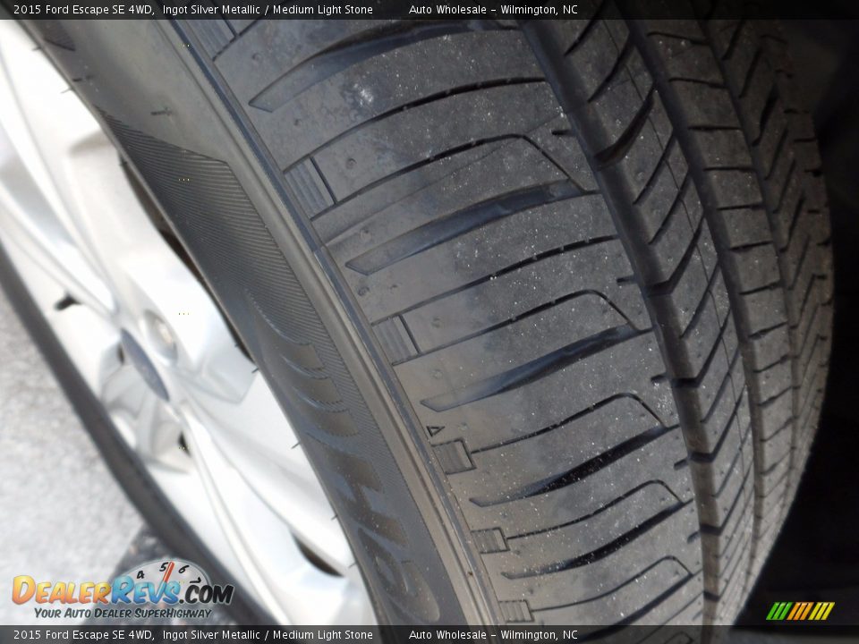 2015 Ford Escape SE 4WD Ingot Silver Metallic / Medium Light Stone Photo #8