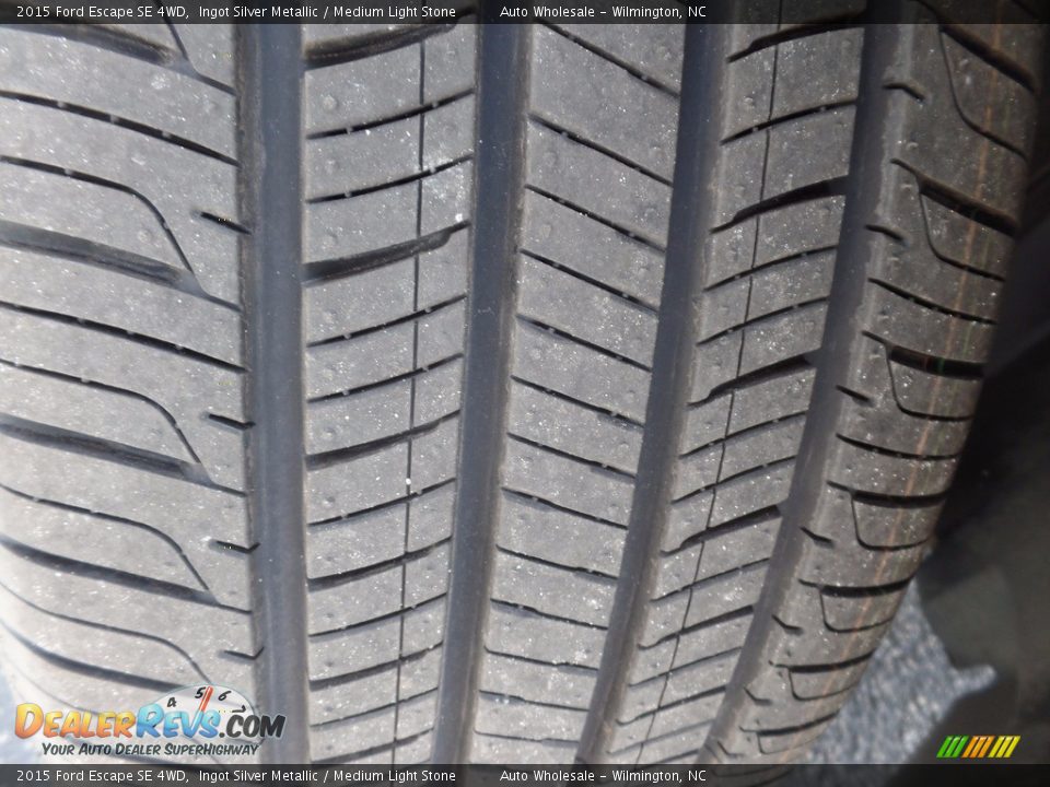 2015 Ford Escape SE 4WD Ingot Silver Metallic / Medium Light Stone Photo #9