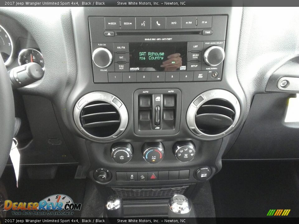2017 Jeep Wrangler Unlimited Sport 4x4 Black / Black Photo #20