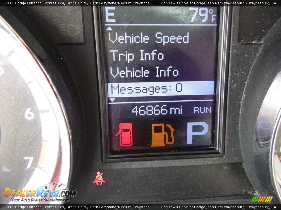 2011 Dodge Durango Express 4x4 White Gold / Dark Graystone/Medium Graystone Photo #18