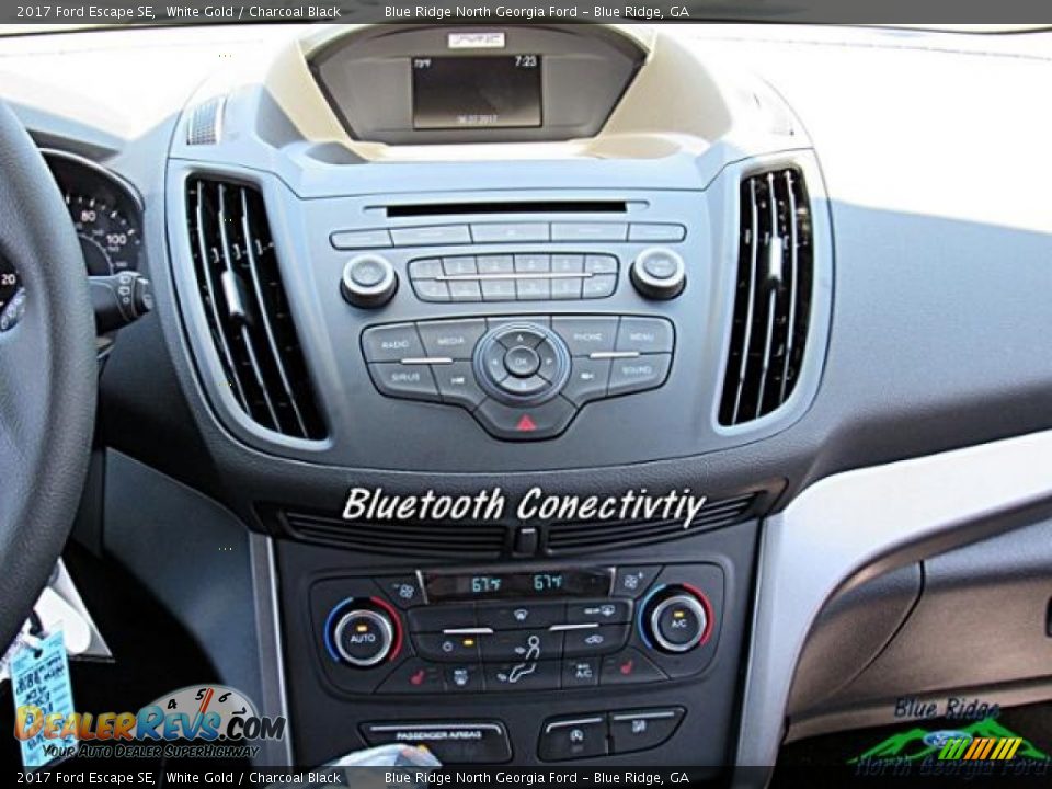 2017 Ford Escape SE White Gold / Charcoal Black Photo #20