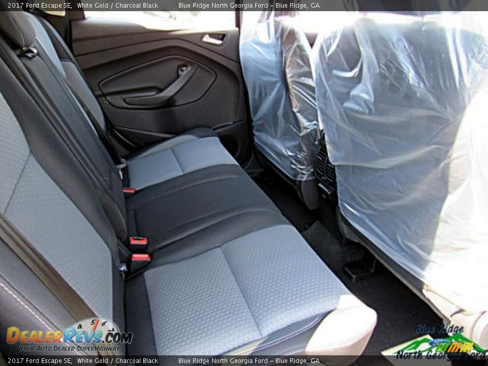 2017 Ford Escape SE White Gold / Charcoal Black Photo #31