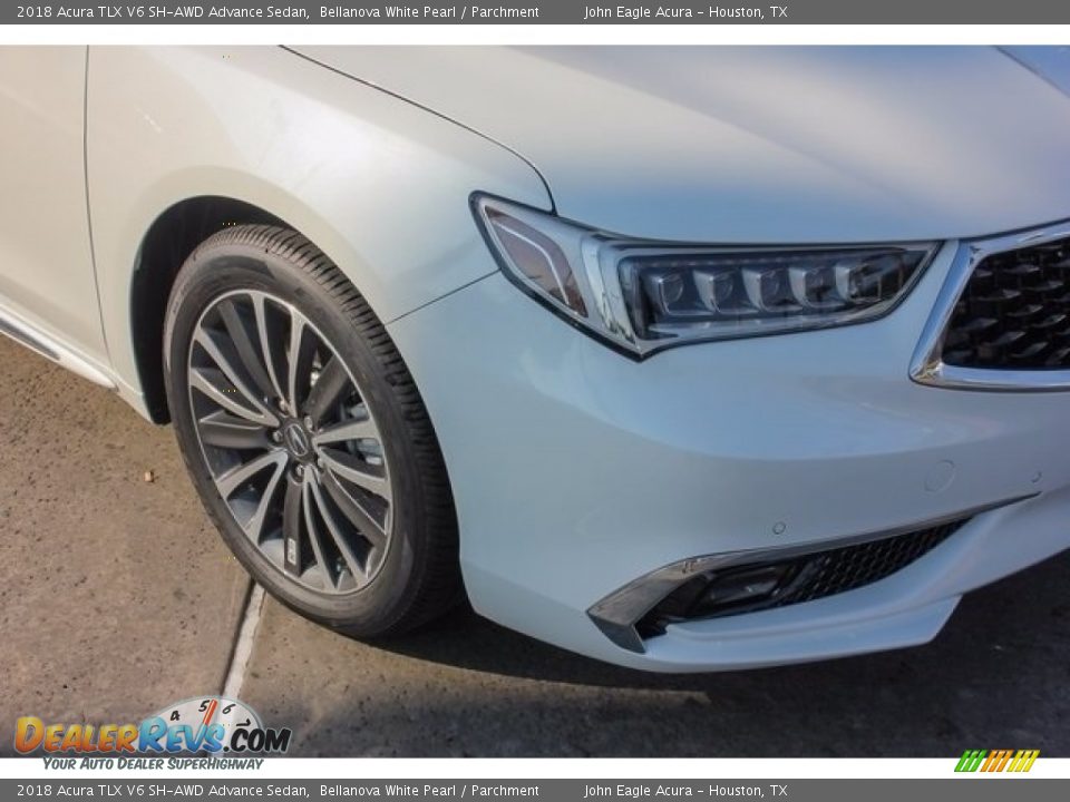2018 Acura TLX V6 SH-AWD Advance Sedan Bellanova White Pearl / Parchment Photo #10