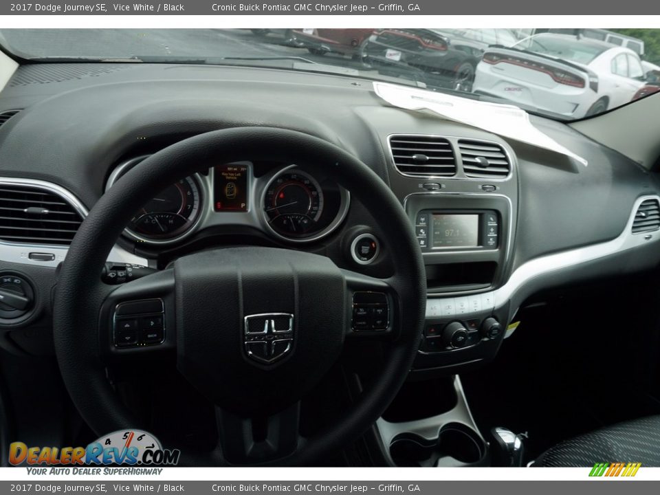 2017 Dodge Journey SE Vice White / Black Photo #10