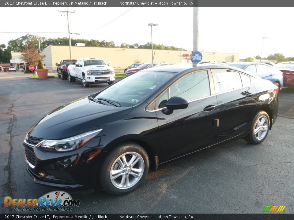 2017 Chevrolet Cruze LT Pepperdust Metallic / Jet Black Photo #1