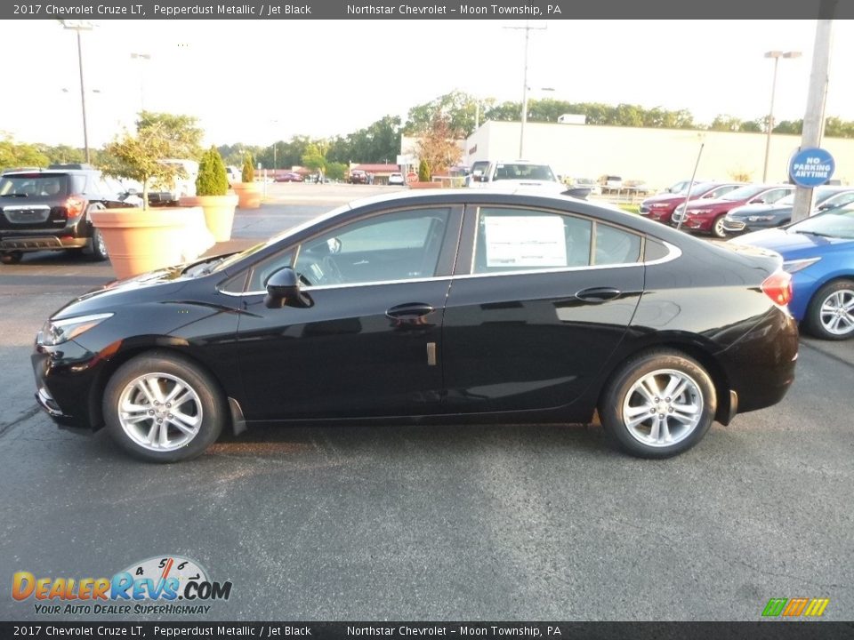 2017 Chevrolet Cruze LT Pepperdust Metallic / Jet Black Photo #2