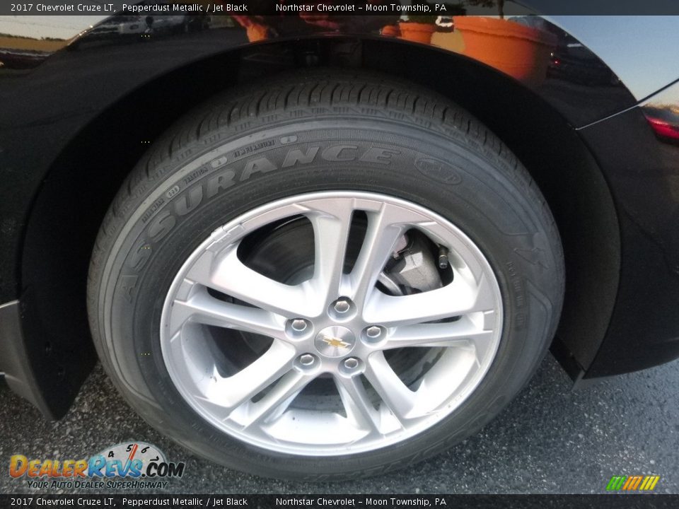2017 Chevrolet Cruze LT Pepperdust Metallic / Jet Black Photo #8