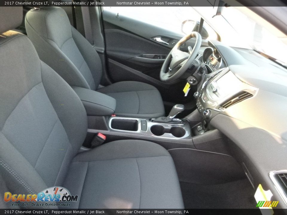 2017 Chevrolet Cruze LT Pepperdust Metallic / Jet Black Photo #10