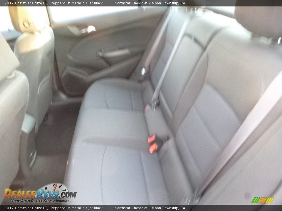 2017 Chevrolet Cruze LT Pepperdust Metallic / Jet Black Photo #12
