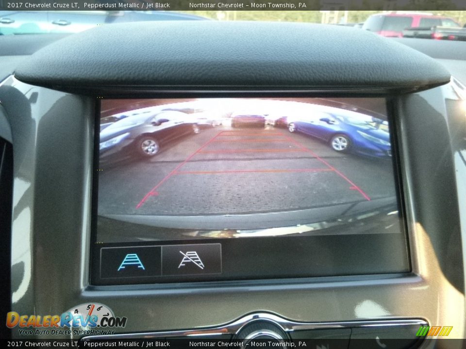 2017 Chevrolet Cruze LT Pepperdust Metallic / Jet Black Photo #18