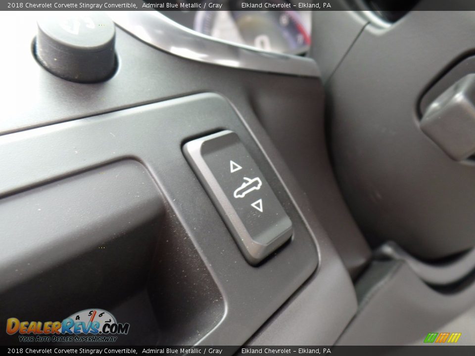 Controls of 2018 Chevrolet Corvette Stingray Convertible Photo #35