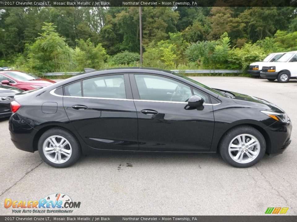 2017 Chevrolet Cruze LT Mosaic Black Metallic / Jet Black Photo #6