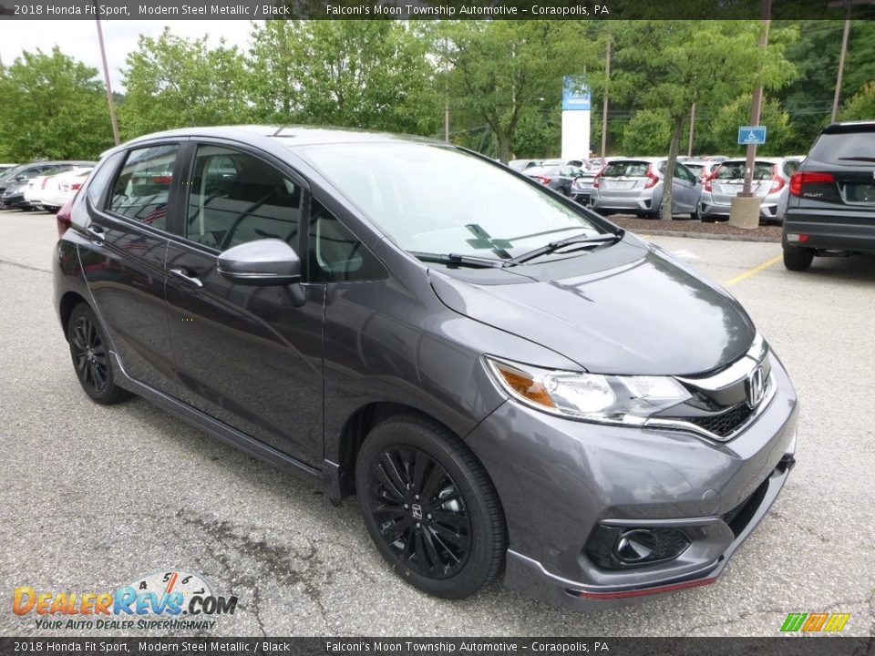 Front 3/4 View of 2018 Honda Fit Sport Photo #5
