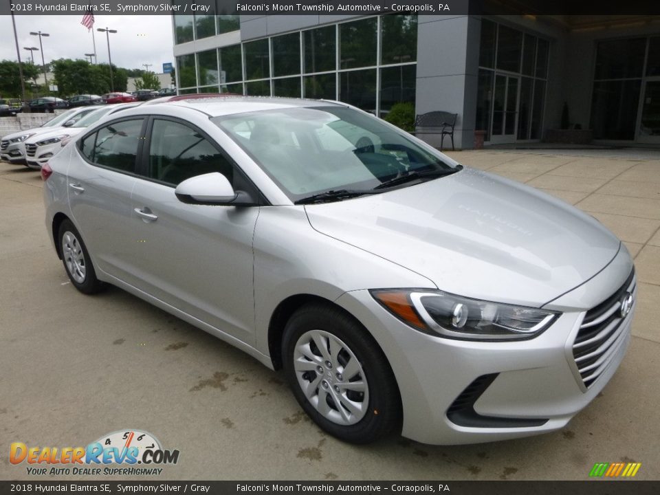 2018 Hyundai Elantra SE Symphony Silver / Gray Photo #3