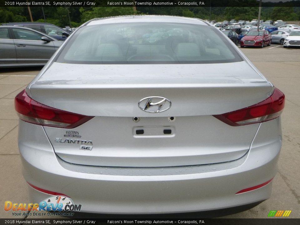 2018 Hyundai Elantra SE Symphony Silver / Gray Photo #7