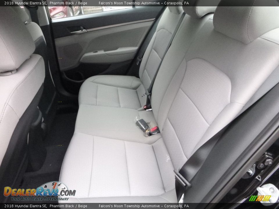 2018 Hyundai Elantra SE Phantom Black / Beige Photo #10