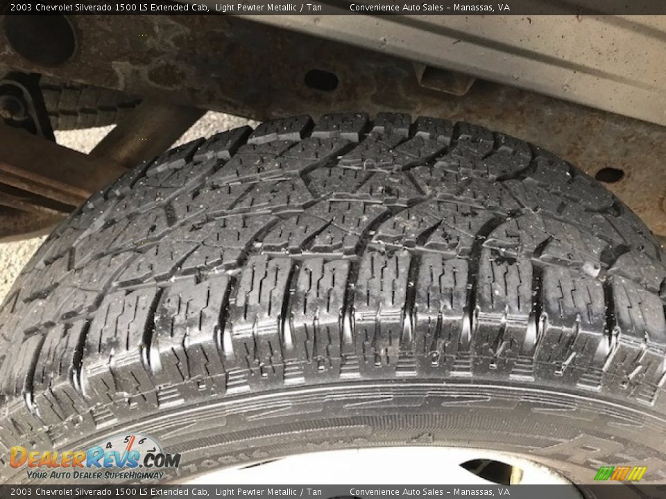 2003 Chevrolet Silverado 1500 LS Extended Cab Light Pewter Metallic / Tan Photo #25
