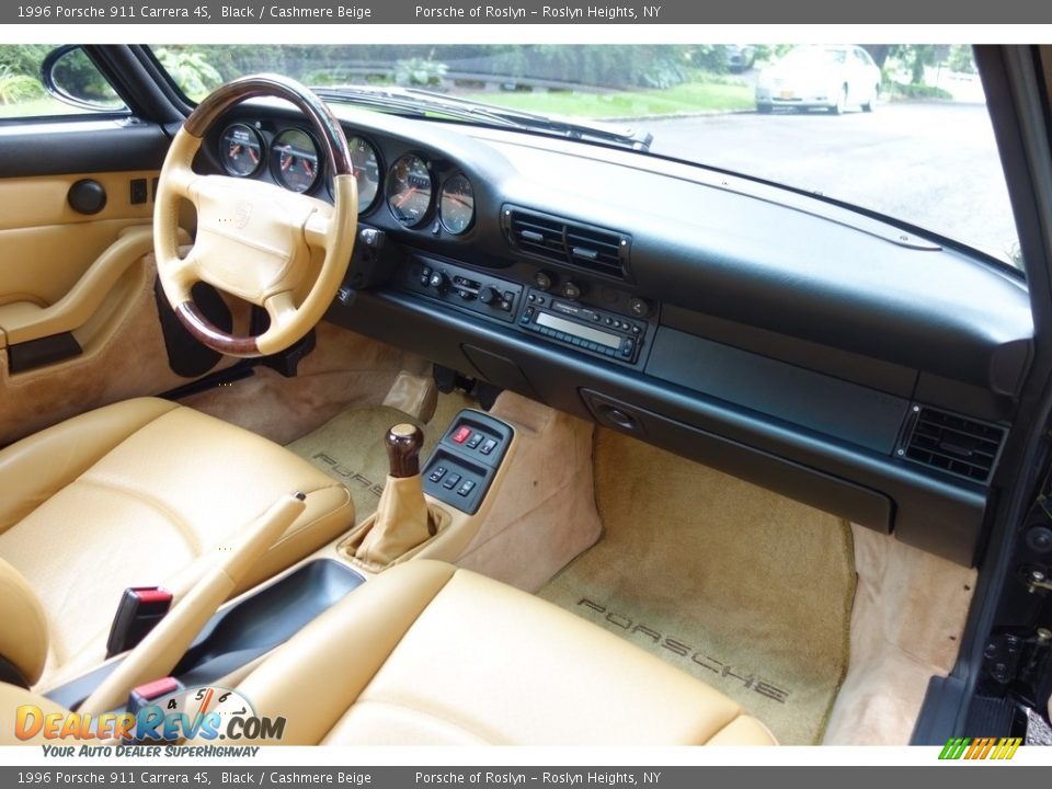 Dashboard of 1996 Porsche 911 Carrera 4S Photo #17