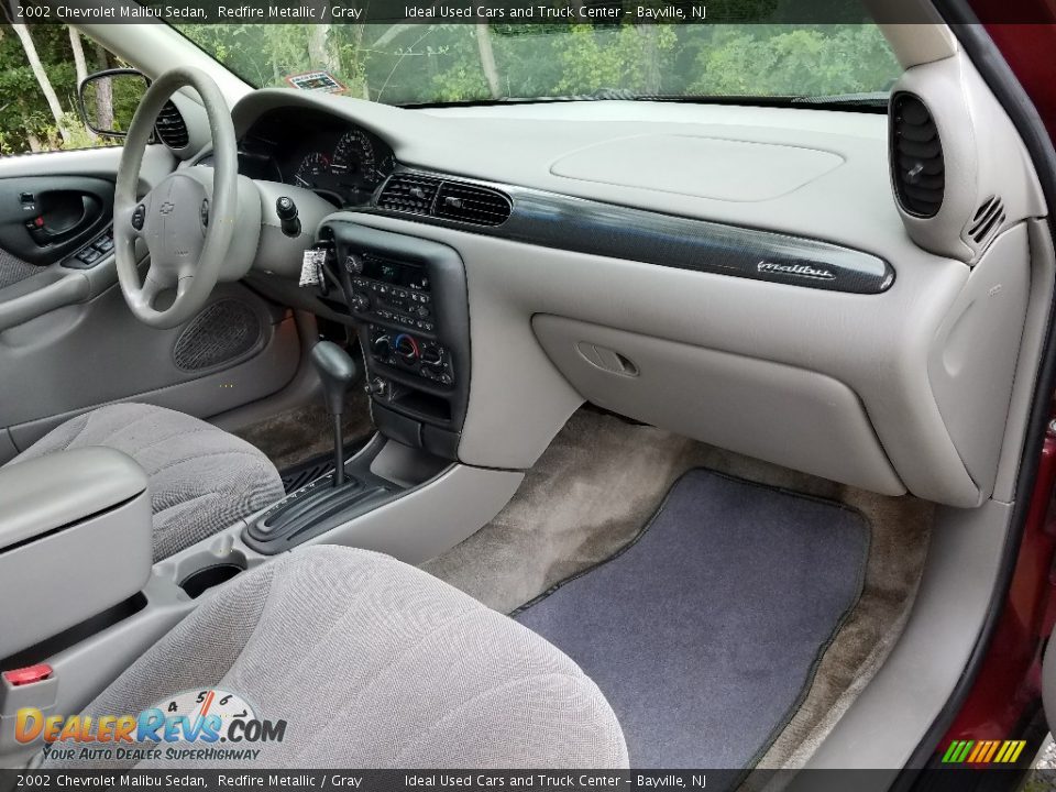 2002 Chevrolet Malibu Sedan Redfire Metallic / Gray Photo #10