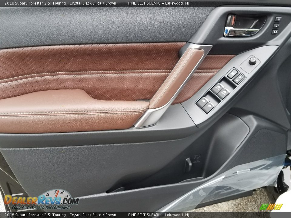 2018 Subaru Forester 2.5i Touring Crystal Black Silica / Brown Photo #8